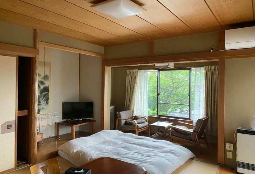 هتل کپسول Kinkaku Onsen 金閣莊 Private Onsen Reservation For Free