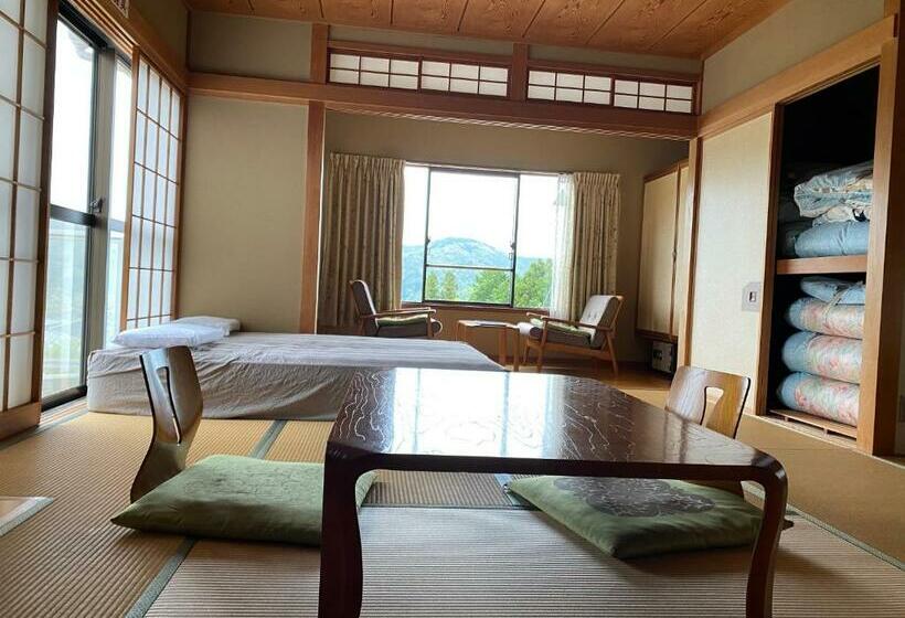 هتل کپسول Kinkaku Onsen 金閣莊 Private Onsen Reservation For Free