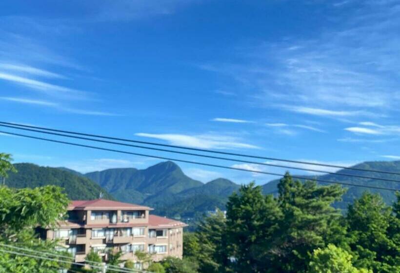 هتل کپسول Kinkaku Onsen 金閣莊 Private Onsen Reservation For Free