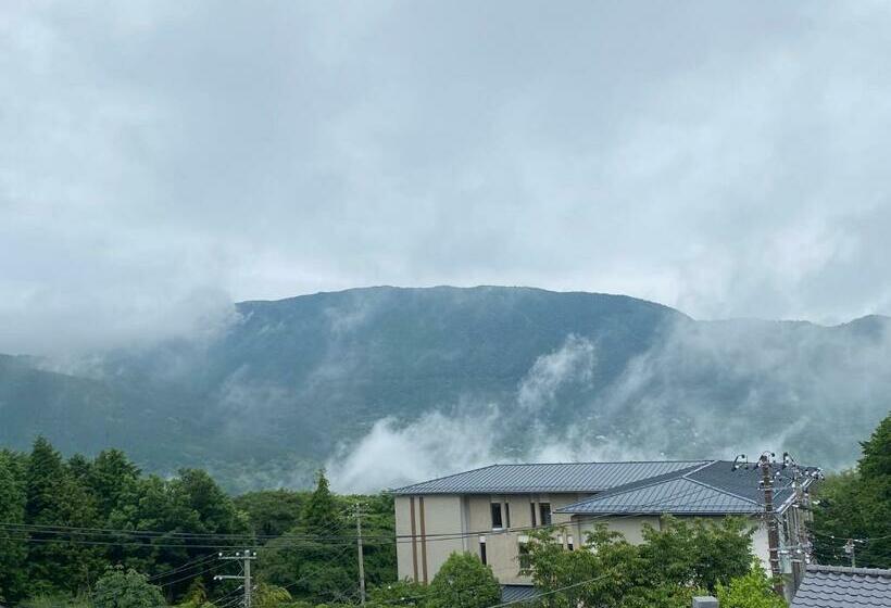 هتل کپسول Kinkaku Onsen 金閣莊 Private Onsen Reservation For Free