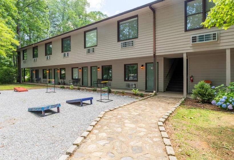 호텔 Halesford Harbour Resort   Smith Mountain Lake