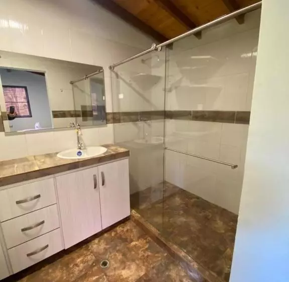 ホテル Hostería Blanco Y Negro