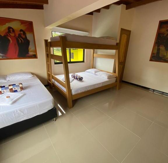 בית מלון כפרי Hostería Blanco Y Negro