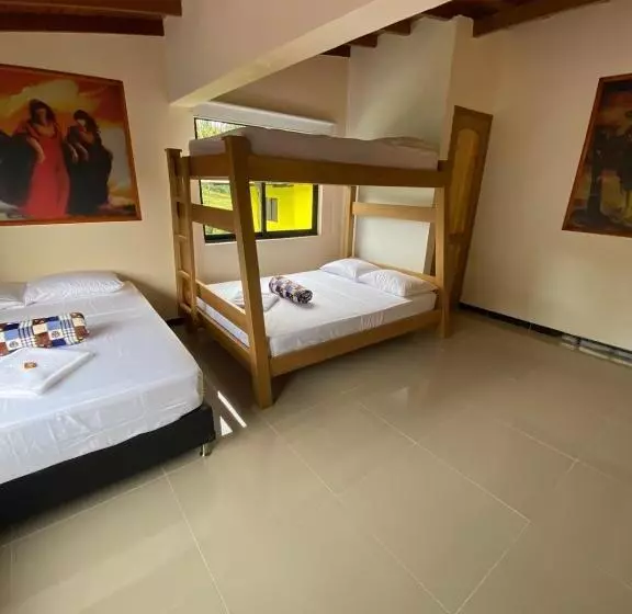 ホテル Hostería Blanco Y Negro