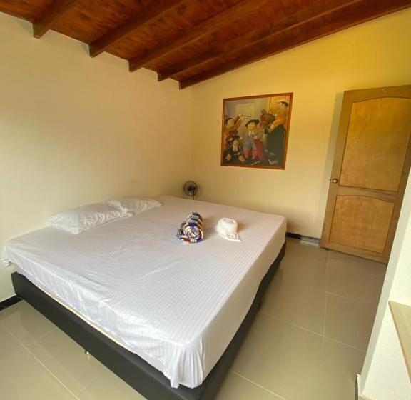 בית מלון כפרי Hostería Blanco Y Negro