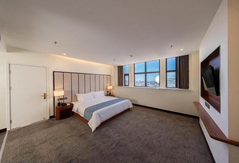 Legend Hotel And Resort