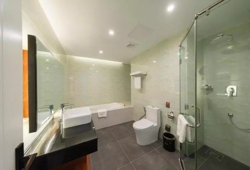 Legend Hotel And Resort