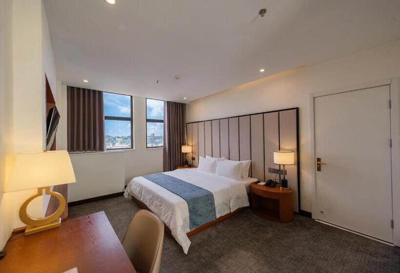 Legend Hotel And Resort