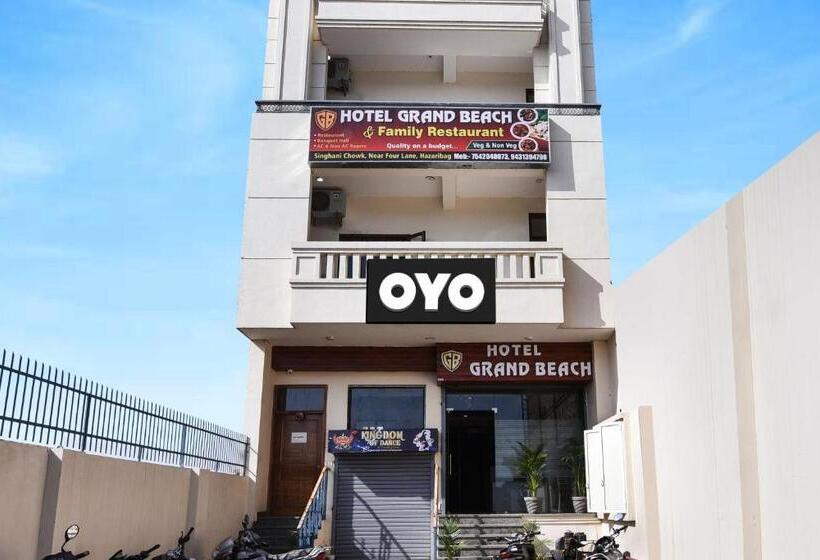 בית מלון כפרי Oyo 90099  Grand Beach