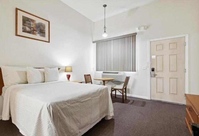 Мотель Edison Motor Lodge