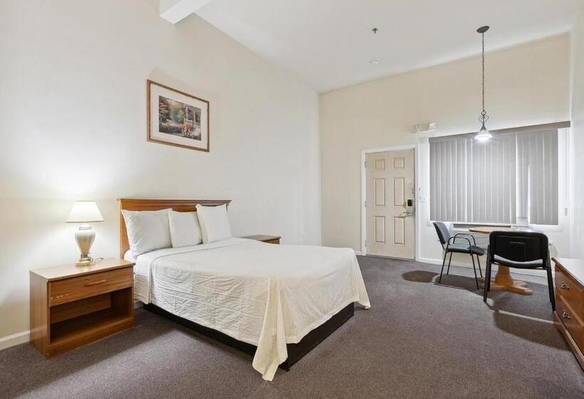 Мотель Edison Motor Lodge