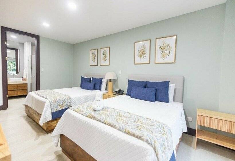 Paradise Bay Hotel Boutique