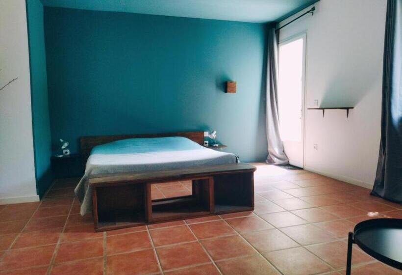 펜션 Aur Blan Chambres Le Somail