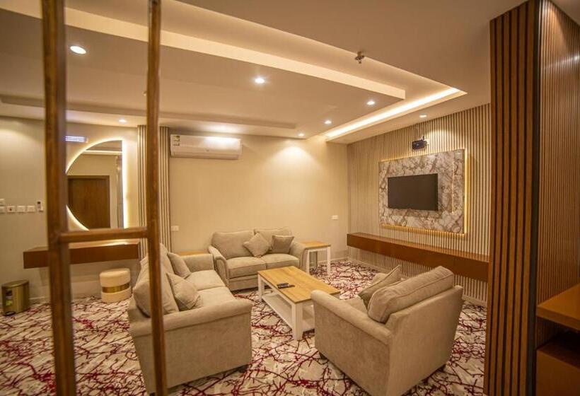 منتصف البيعة للشقق المخدومة