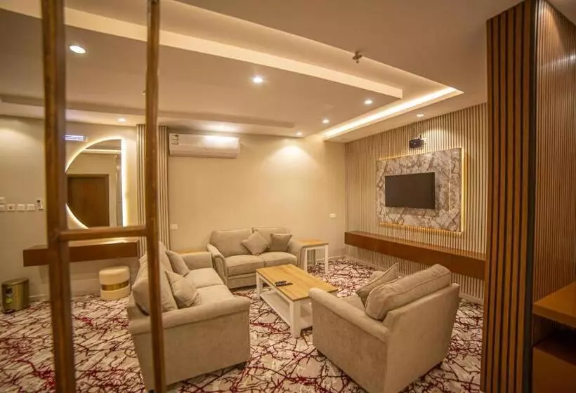 منتصف البيعة للشقق المخدومة