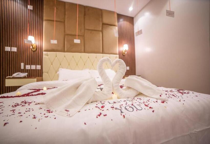 منتصف البيعة للشقق المخدومة