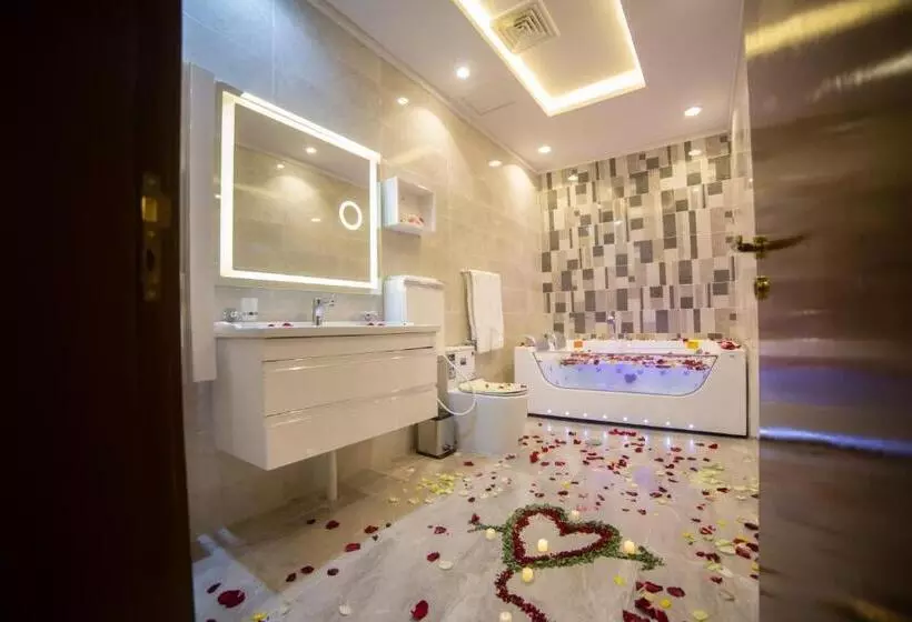 منتصف البيعة للشقق المخدومة