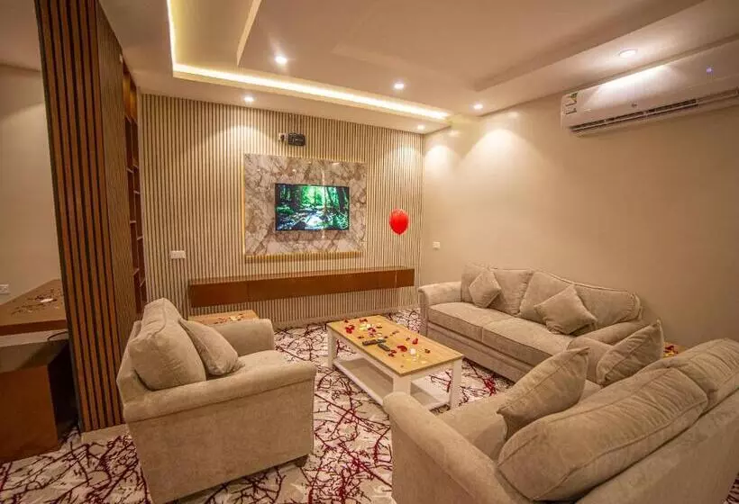 منتصف البيعة للشقق المخدومة