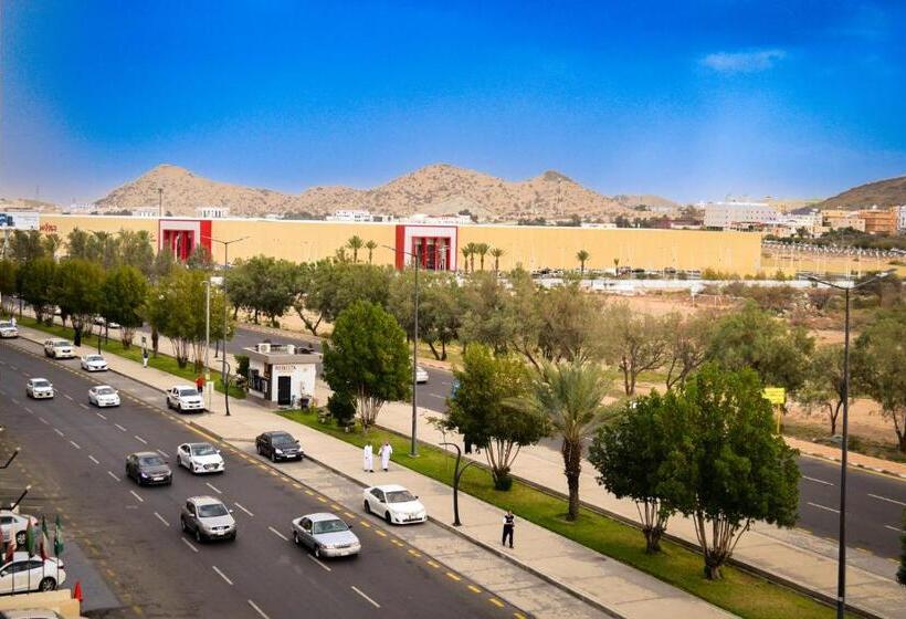 منتصف البيعة للشقق المخدومة