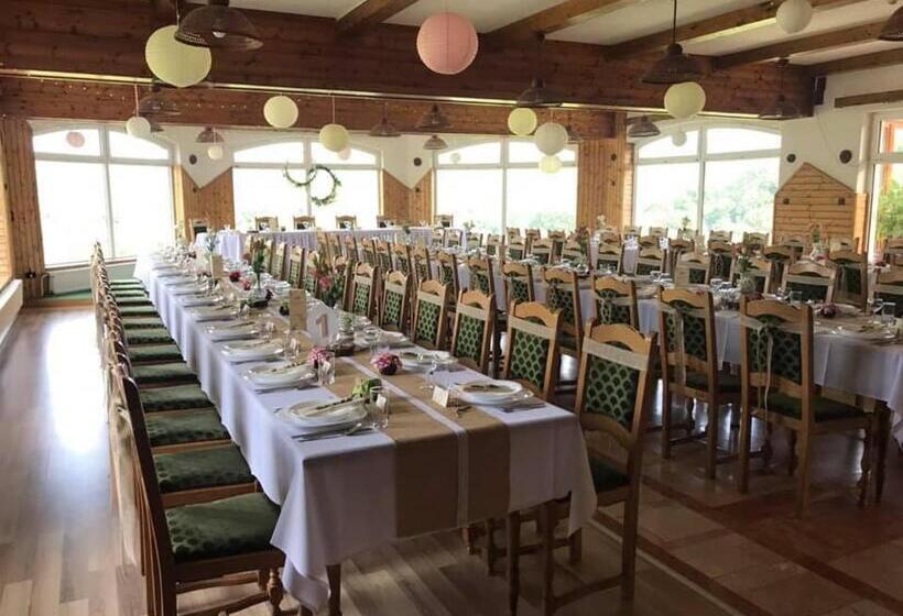 住宿加早餐 Rácz Tanya és Panzió