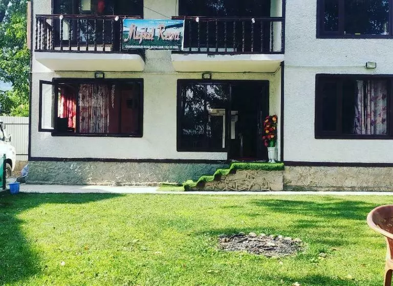 Hotel Mughal Resort