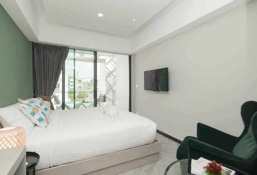 호텔 Yanud Residence