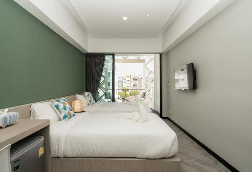 호텔 Yanud Residence