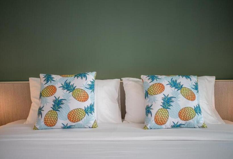 호텔 Yanud Residence