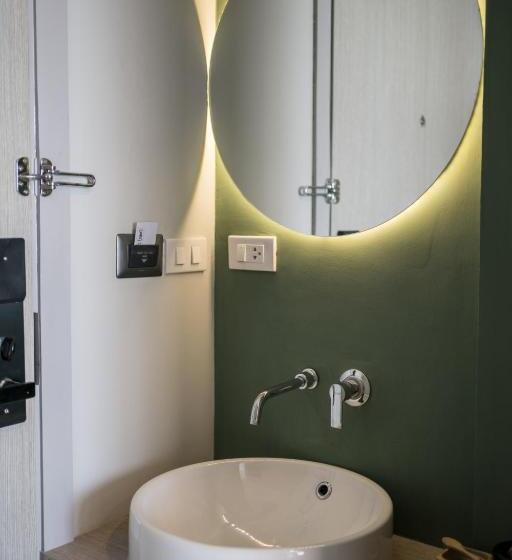 호텔 Yanud Residence