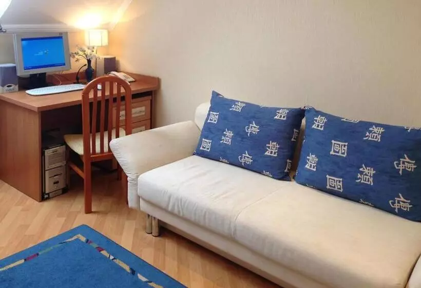 Penthouse Apartment In Hotel Eney