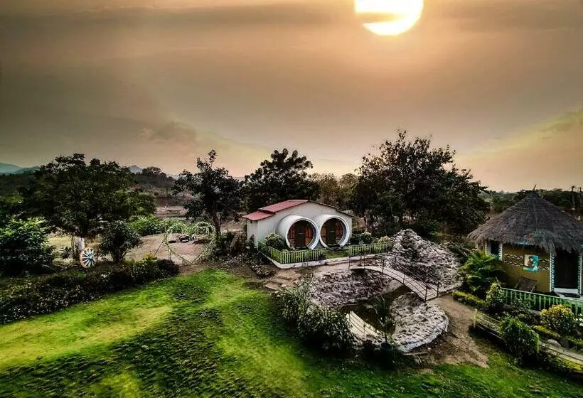 Van Vagdo Resort