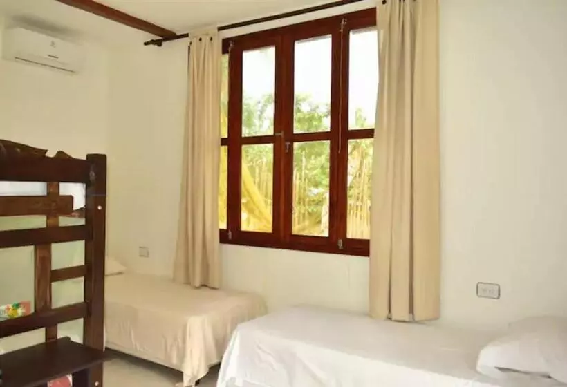 ユースホステル Casa Silvestre