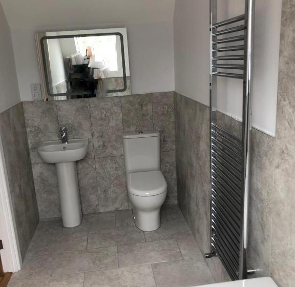 ユースホステル Hamilton Arms Suites