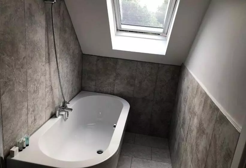 Retkeilymaja Hamilton Arms Suites