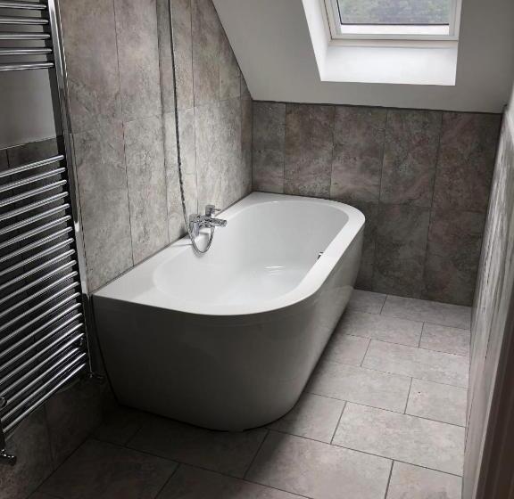 ユースホステル Hamilton Arms Suites