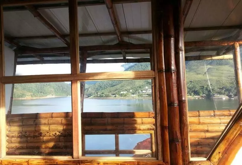 Retkeilymaja Hospedaje Club Cean A Orilla Del Lago Calima