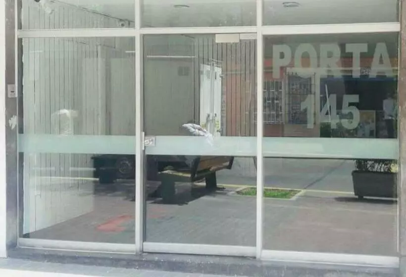 Alpes Lima Kennedy Hostel