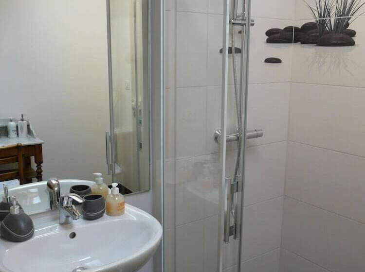 住宿加早餐  La Promenade