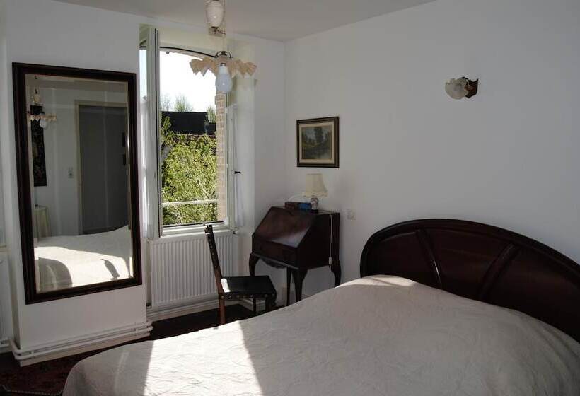 住宿加早餐  La Promenade