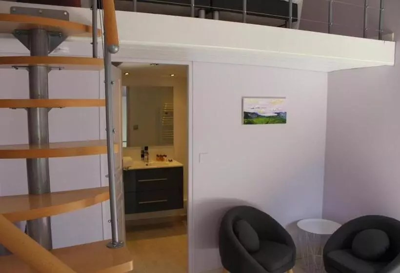 Aamiaismajoitus (B&B) Le Mas De Roux Chambres D Hotes