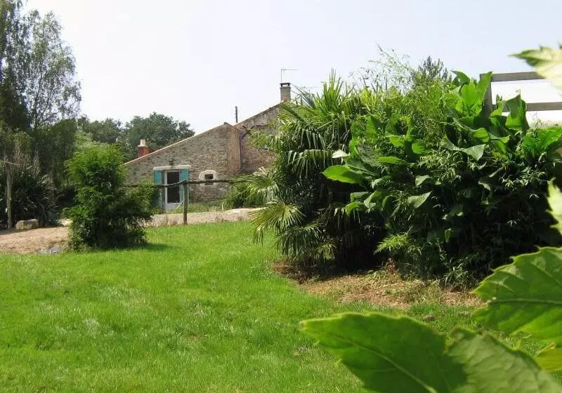 ベッドアンドブレックファースト Le Puy Babin Chambres Familiales à La Ferme