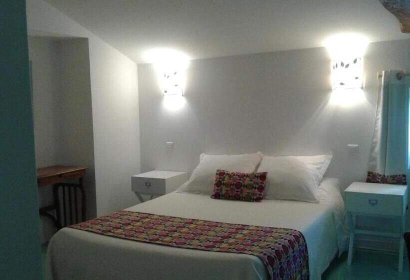 민박 Les Croisettes