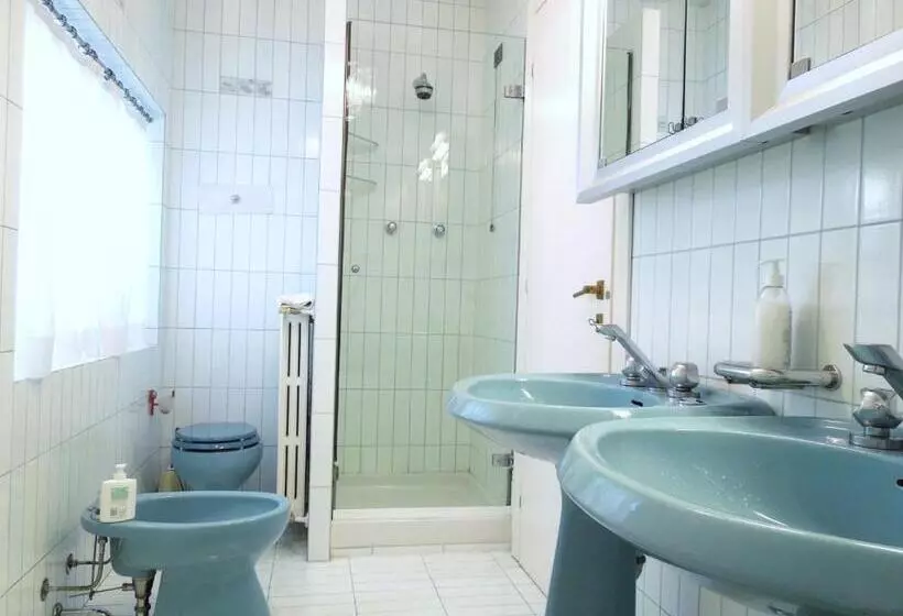 تختخواب و صبحانه Villa Olivia