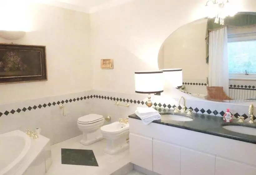 تختخواب و صبحانه Villa Olivia