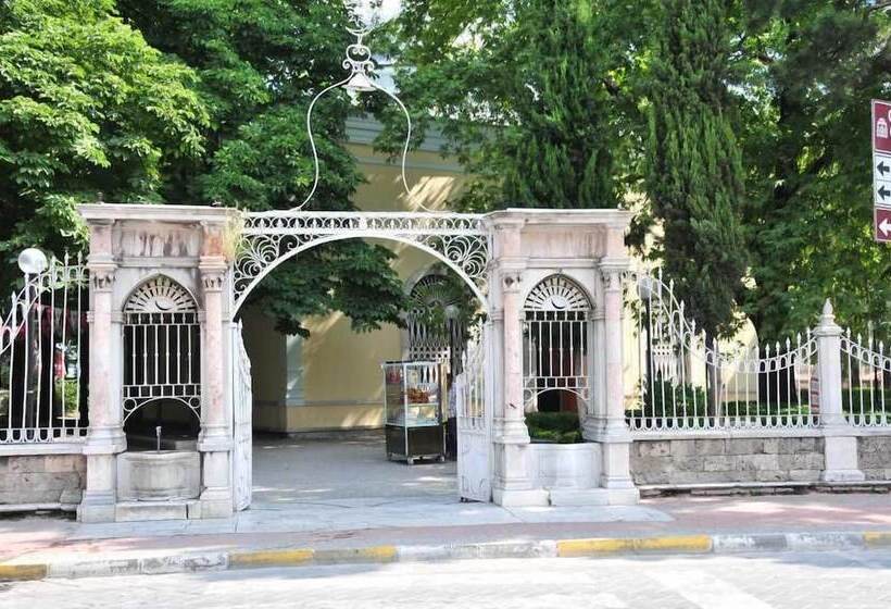 Bursa Grand Fami̇ly Hotel & Spa