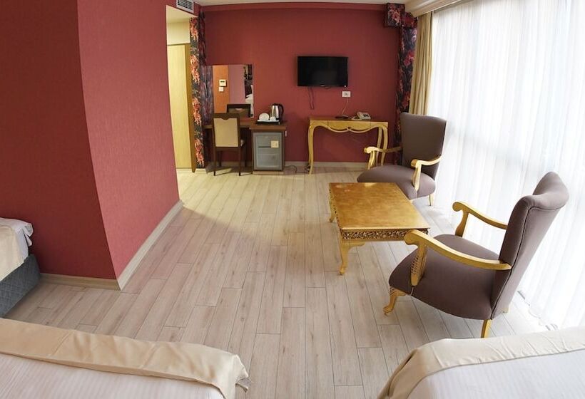 Bursa Grand Fami̇ly Hotel & Spa