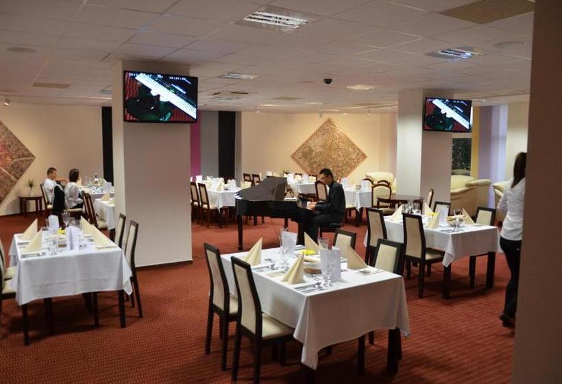 فندق City  Galanta