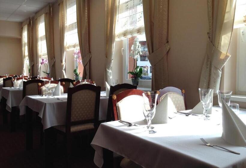 فندق City  Galanta