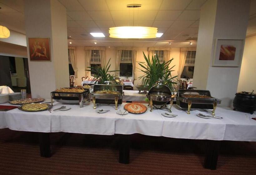 فندق City  Galanta