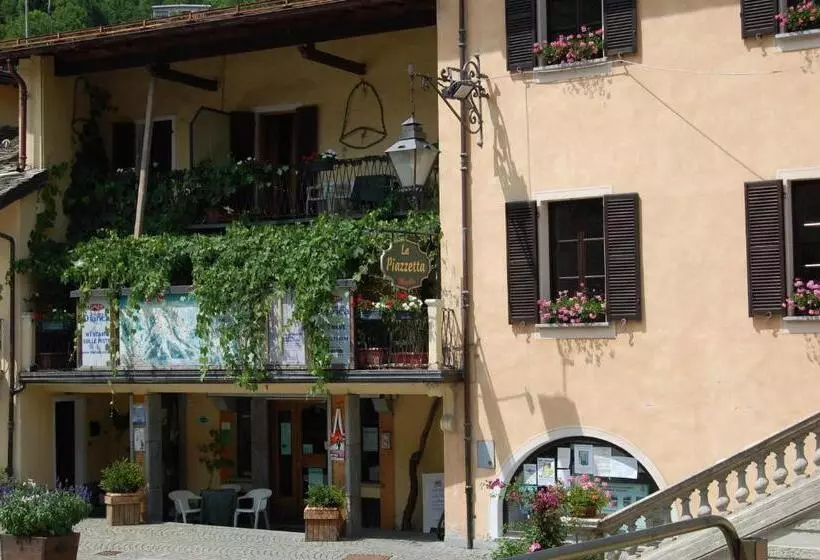 ホテル La Piazzetta